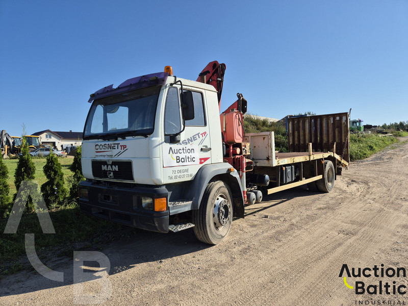 MAN L87PP18K10C - Camion transport auto, Camion cu macara: Foto 1 MAN L87PP18K10C - Camion transport auto, Camion cu macara: Foto 1