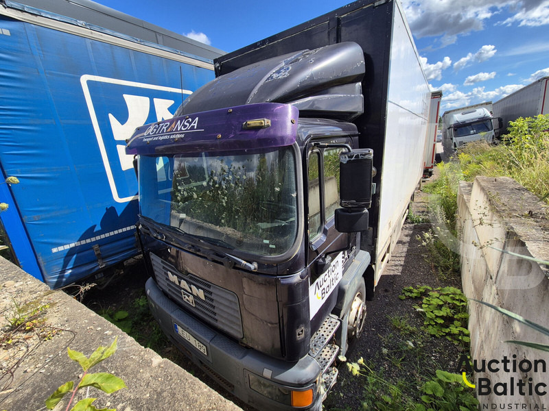 MAN ME18.250 - Camion furgon: Foto 1 MAN ME18.250 - Camion furgon: Foto 1