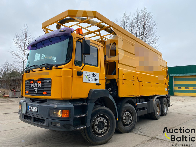 MAN T46 - Maşină pentru vidanjări: Foto 2 MAN T46 - Maşină pentru vidanjări: Foto 2