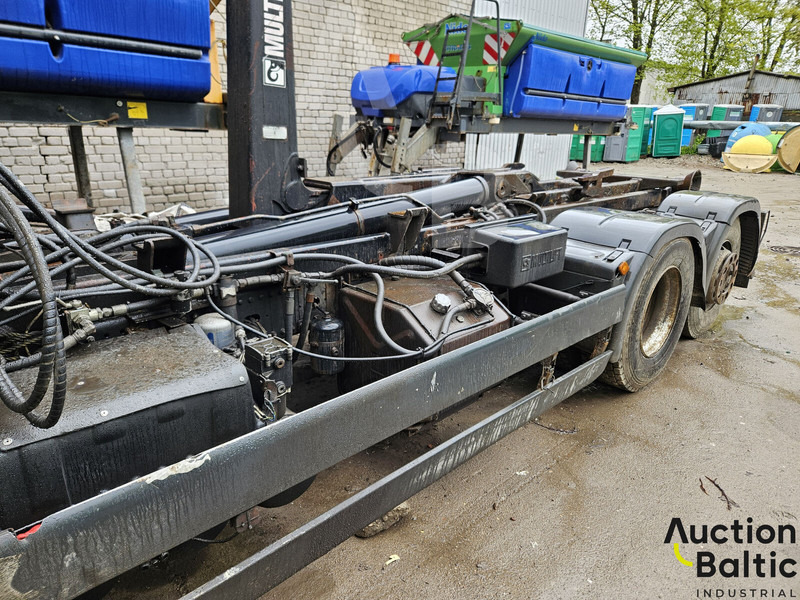 MAN TGA26.350 - Camion basculantă: Foto 4 MAN TGA26.350 - Camion basculantă: Foto 4