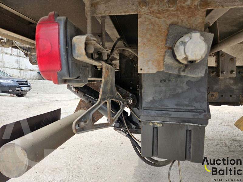 Camion cu prelată MAN TGL8.250: Foto 19
