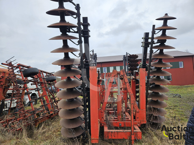 Massey Ferguson Ferguson - Grapă cu discuri: Foto 3 Massey Ferguson Ferguson - Grapă cu discuri: Foto 3