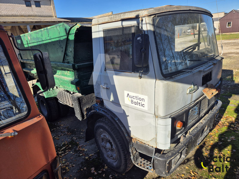 Maz 5551 - Camion basculantă: Foto 2 Maz 5551 - Camion basculantă: Foto 2