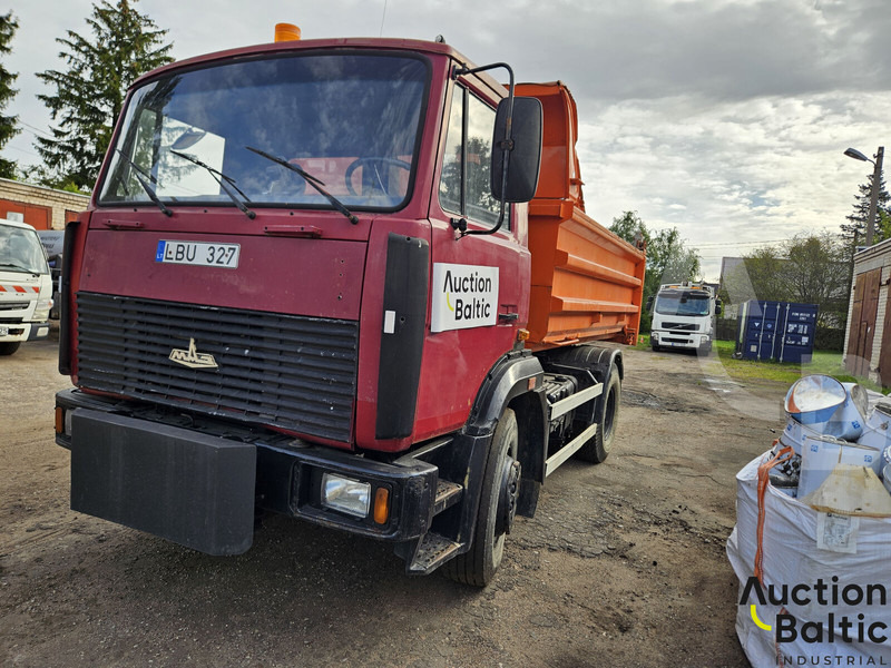 Maz 555131 - Camion basculantă: Foto 2 Maz 555131 - Camion basculantă: Foto 2
