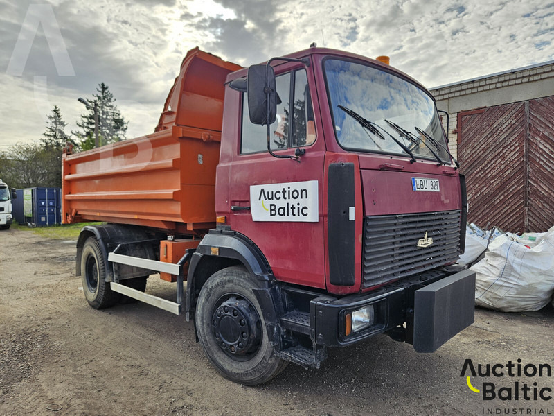 Maz 555131 - Camion basculantă: Foto 1 Maz 555131 - Camion basculantă: Foto 1