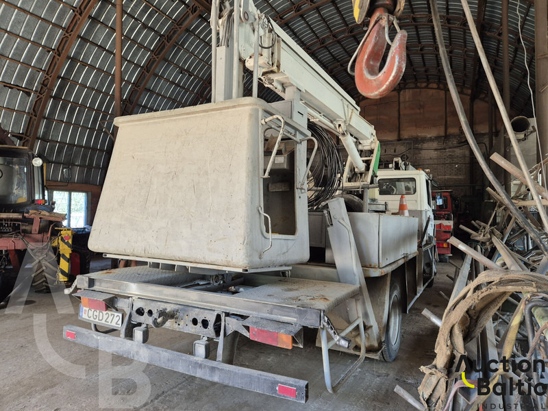 Mercedes-Benz 1114 - Camion cu nacela: Foto 4 Mercedes-Benz 1114 - Camion cu nacela: Foto 4