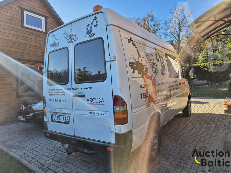 Mercedes-Benz 300-serie 312 D - Dubă: Foto 4 Mercedes-Benz 300-serie 312 D - Dubă: Foto 4