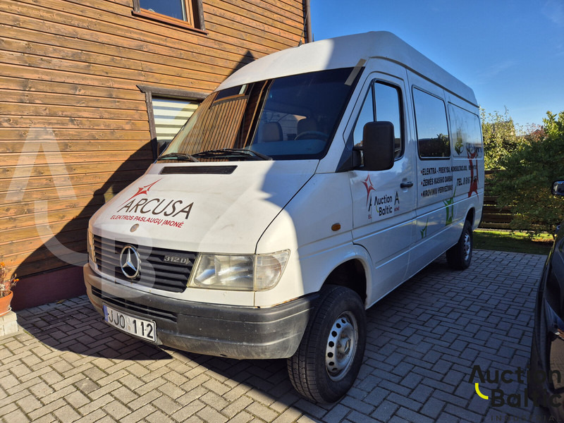 Mercedes-Benz 300-serie 312 D - Dubă: Foto 1 Mercedes-Benz 300-serie 312 D - Dubă: Foto 1