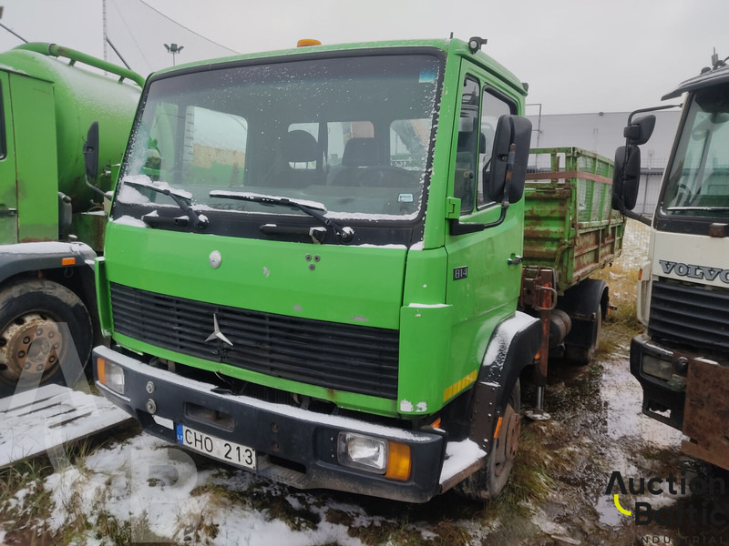 Mercedes-Benz 814 - Camion basculantă, Camion cu macara: Foto 2 Mercedes-Benz 814 - Camion basculantă, Camion cu macara: Foto 2