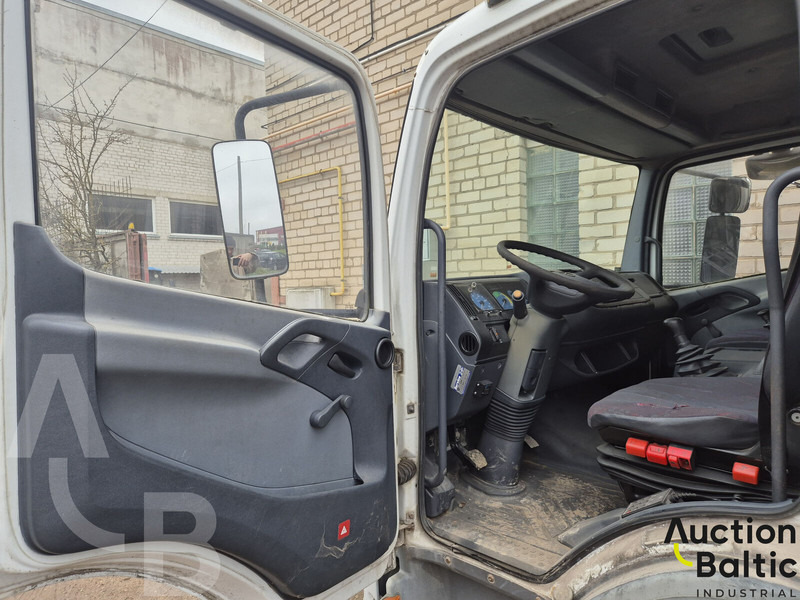 Mercedes-Benz 817 L - Camion cu prelată: Foto 4 Mercedes-Benz 817 L - Camion cu prelată: Foto 4