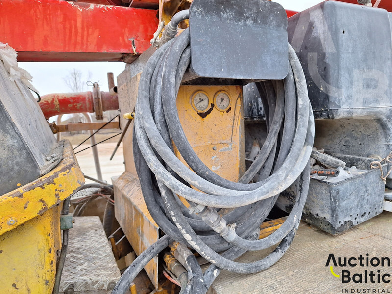 Pompă de beton staționară Mercedes-Benz Axor 2628: Foto 11 Pompă de beton staționară Mercedes-Benz Axor 2628: Foto 11