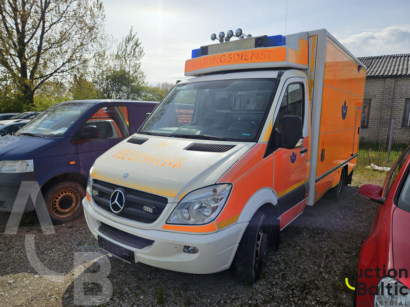 Mercedes-Benz Sprinter - Ambulanță: Foto 2 Mercedes-Benz Sprinter - Ambulanță: Foto 2