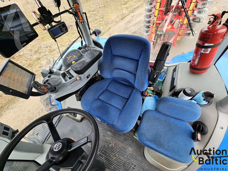 New Holland T 8.410 - Tractor agricol: Foto 5 New Holland T 8.410 - Tractor agricol: Foto 5