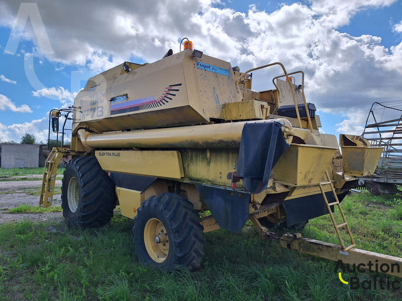 New Holland TF 78 - Combină de recoltat cereale: Foto 4 New Holland TF 78 - Combină de recoltat cereale: Foto 4