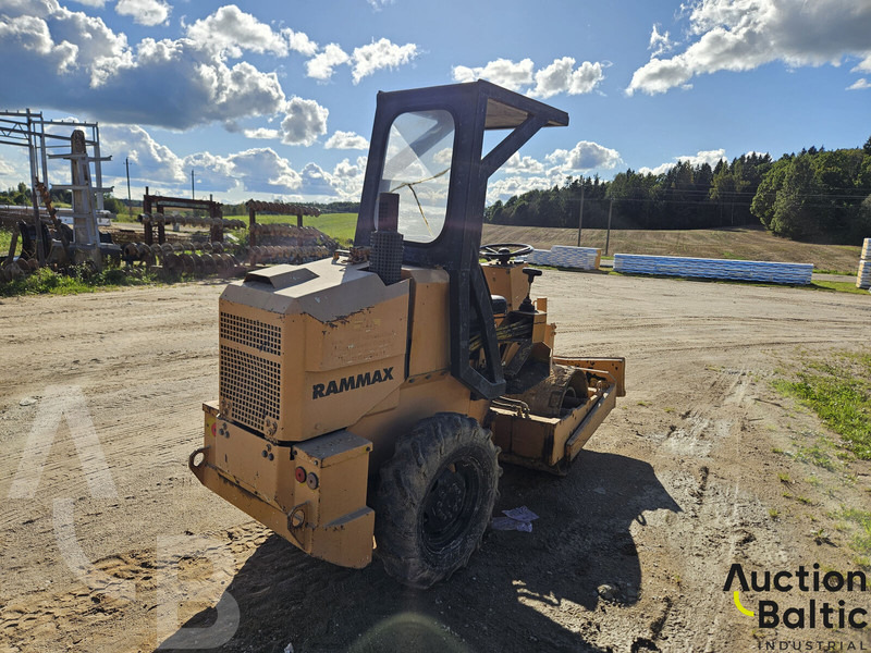 Rammax RW1800 SPT - Cilindru compactor: Foto 4 Rammax RW1800 SPT - Cilindru compactor: Foto 4