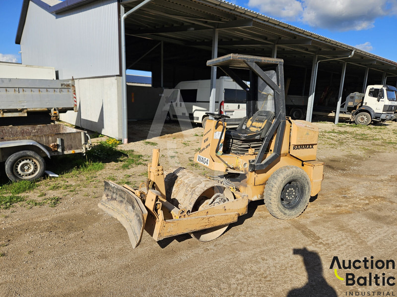 Rammax RW1800 SPT - Cilindru compactor: Foto 2 Rammax RW1800 SPT - Cilindru compactor: Foto 2