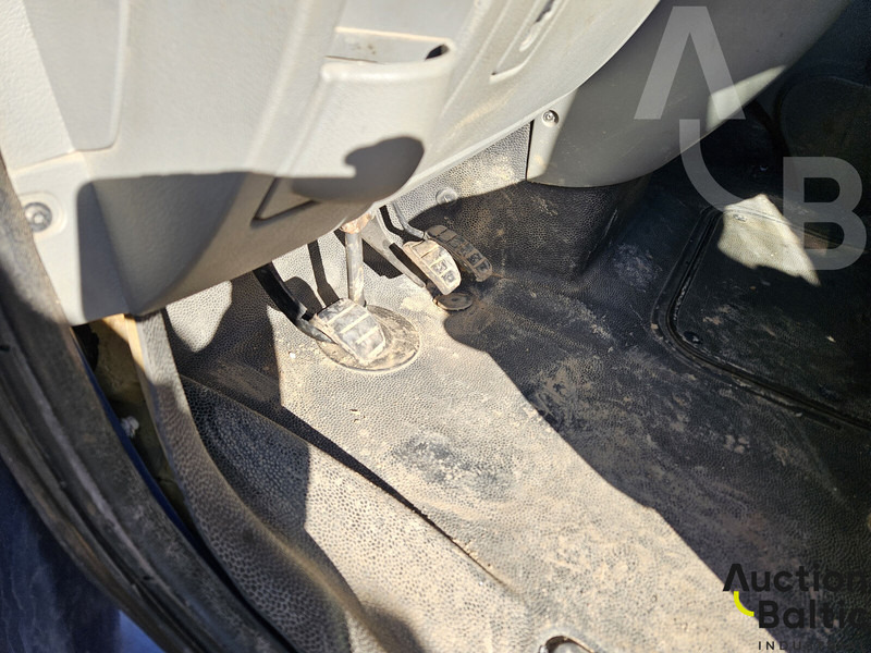 Autoutilitară cu platformă Renault Master: Foto 14