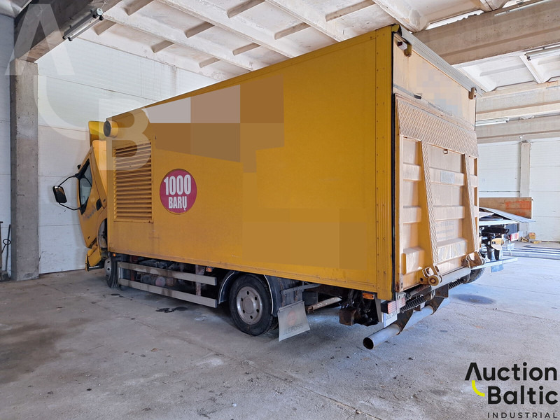Renault Midlum 180.08 - Maşină pentru vidanjări: Foto 4 Renault Midlum 180.08 - Maşină pentru vidanjări: Foto 4