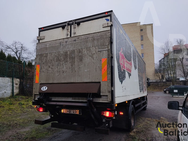 Renault Midlum 240.18 - Camion frigider: Foto 3 Renault Midlum 240.18 - Camion frigider: Foto 3
