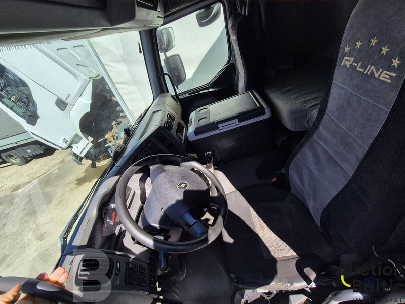 Renault Midlum - Camion cu prelată: Foto 5 Renault Midlum - Camion cu prelată: Foto 5