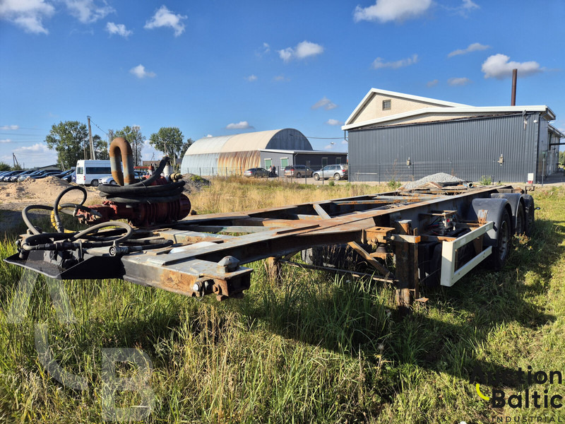 Renders N3ST31L - Semiremorcă prelată: Foto 4 Renders N3ST31L - Semiremorcă prelată: Foto 4