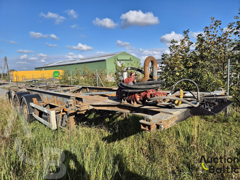 Renders N3ST31L - Semiremorcă prelată: Foto 3 Renders N3ST31L - Semiremorcă prelată: Foto 3