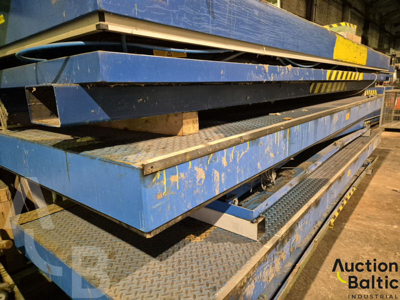 SCISSOR lift platforms - Platforma foarfeca: Foto 2 SCISSOR lift platforms - Platforma foarfeca: Foto 2