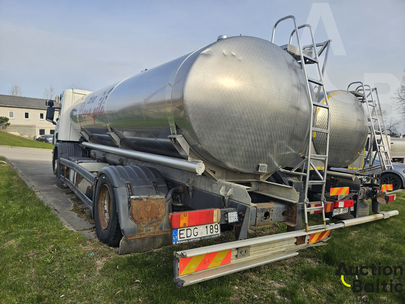 Scania P 230 - Camion cisternă: Foto 3 Scania P 230 - Camion cisternă: Foto 3