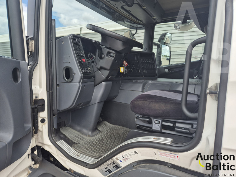 Scania P 450 - Camion şasiu: Foto 5 Scania P 450 - Camion şasiu: Foto 5