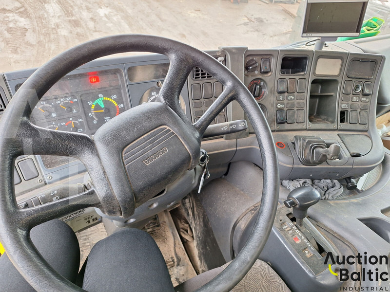 Măturătoare stradală Scania P 94: Foto 8