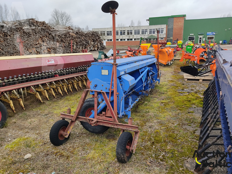 Stegsted 4M.33R - Maşină agricole pentru semanat: Foto 4 Stegsted 4M.33R - Maşină agricole pentru semanat: Foto 4