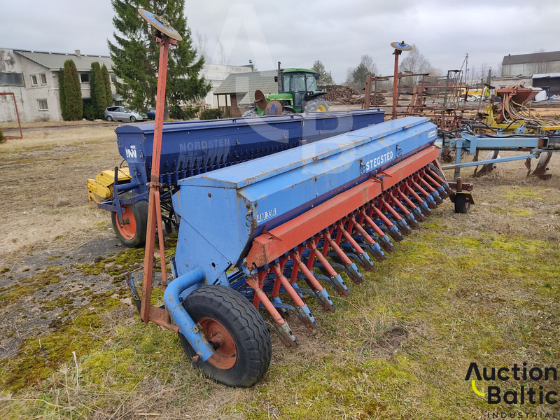 Stegsted 4M.33R - Maşină agricole pentru semanat: Foto 3 Stegsted 4M.33R - Maşină agricole pentru semanat: Foto 3