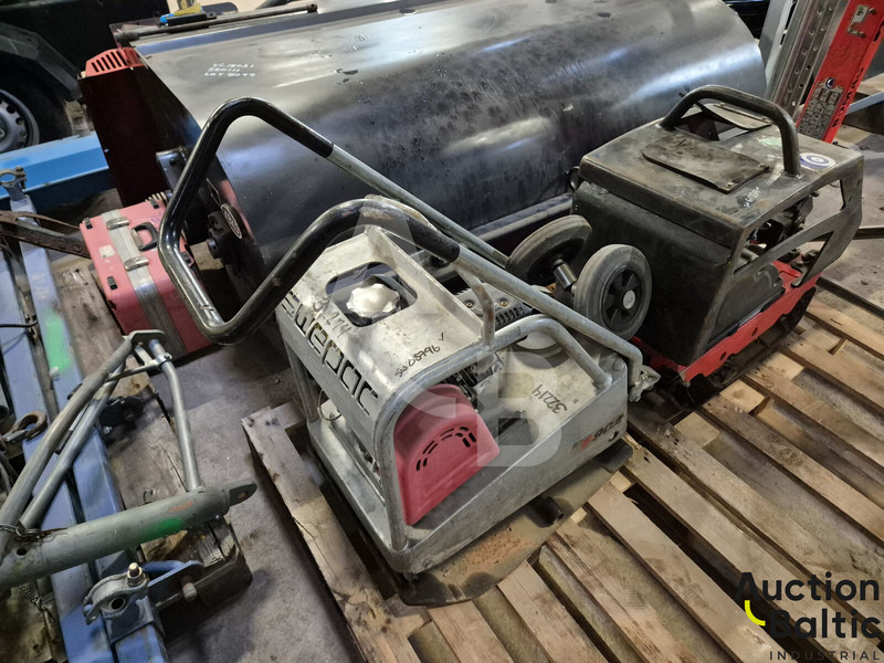 Swepac F.90A - Placă compactoare: Foto 2 Swepac F.90A - Placă compactoare: Foto 2