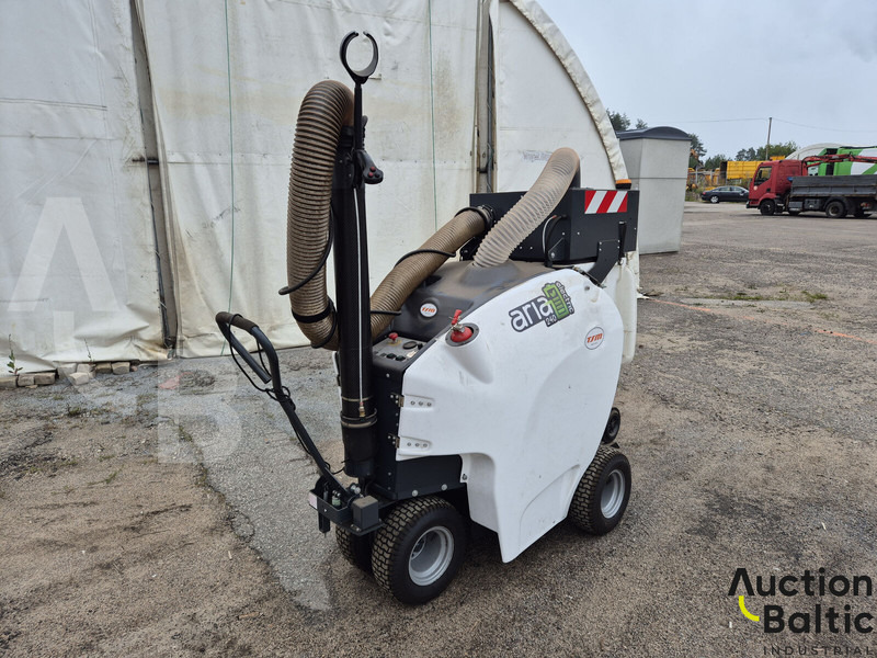 TSM Aria 240 - Măturătoare stradală: Foto 1 TSM Aria 240 - Măturătoare stradală: Foto 1