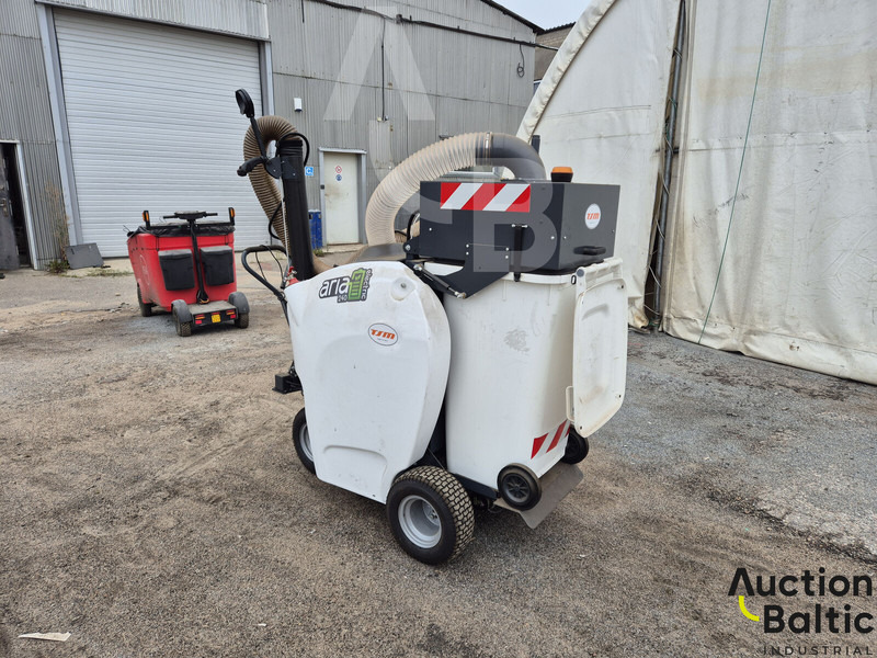 TSM Aria 240 - Măturătoare stradală: Foto 3 TSM Aria 240 - Măturătoare stradală: Foto 3