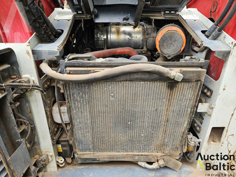 Încărcător pe şenile Takeuchi TL12V-2: Foto 15