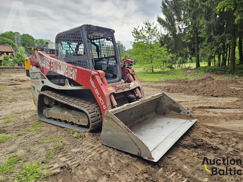 Takeuchi TL12V-2 - Încărcător pe şenile: Foto 2 Takeuchi TL12V-2 - Încărcător pe şenile: Foto 2