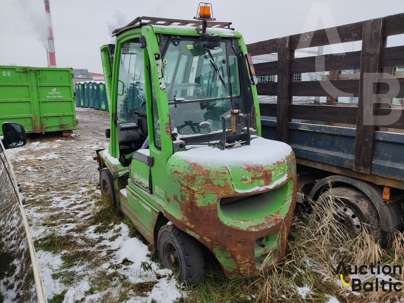 UniCarriers 30 - Stivuitor diesel: Foto 2 UniCarriers 30 - Stivuitor diesel: Foto 2