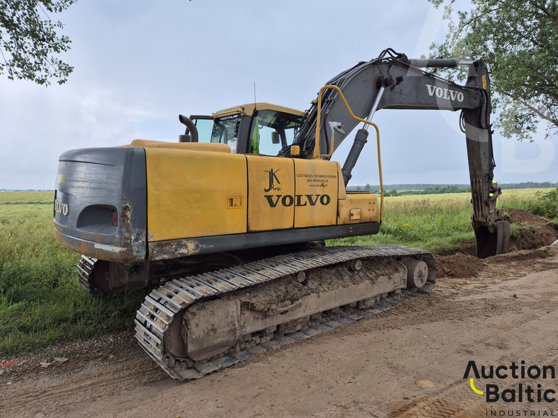 Volvo EC 210 C L - Excavator pe şenile: Foto 3 Volvo EC 210 C L - Excavator pe şenile: Foto 3