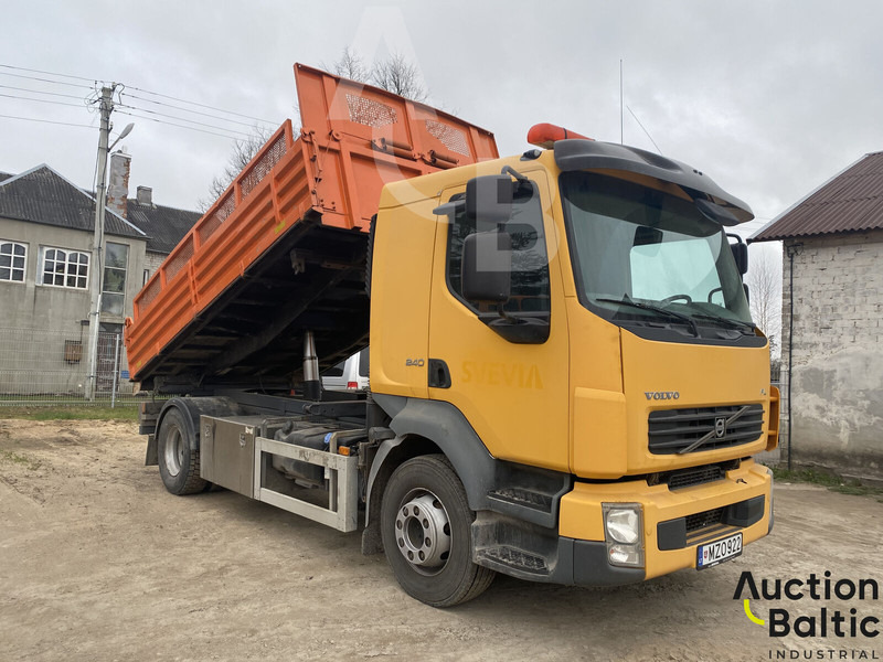 Volvo FL 240 4x2 - Camion basculantă: Foto 1 Volvo FL 240 4x2 - Camion basculantă: Foto 1