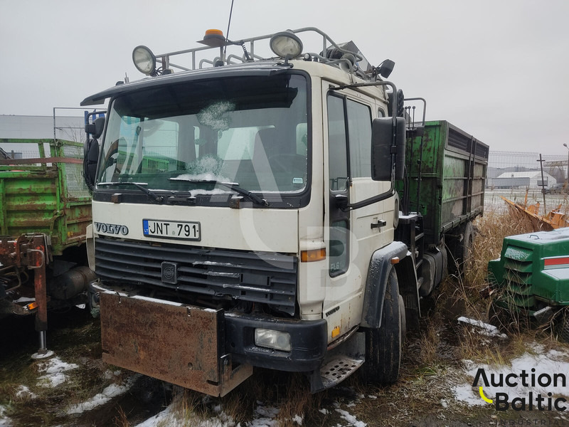 Volvo FL618 - Camion basculantă, Camion cu macara: Foto 1 Volvo FL618 - Camion basculantă, Camion cu macara: Foto 1