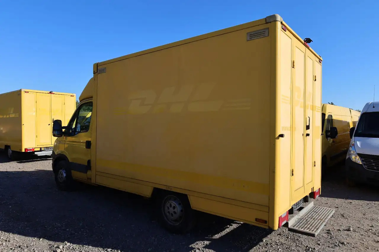 Iveco Daily/ Regalsystem/Luftfeder/KURZ/1. Hand - Autoutilitară box: Foto 4 Iveco Daily/ Regalsystem/Luftfeder/KURZ/1. Hand - Autoutilitară box: Foto 4