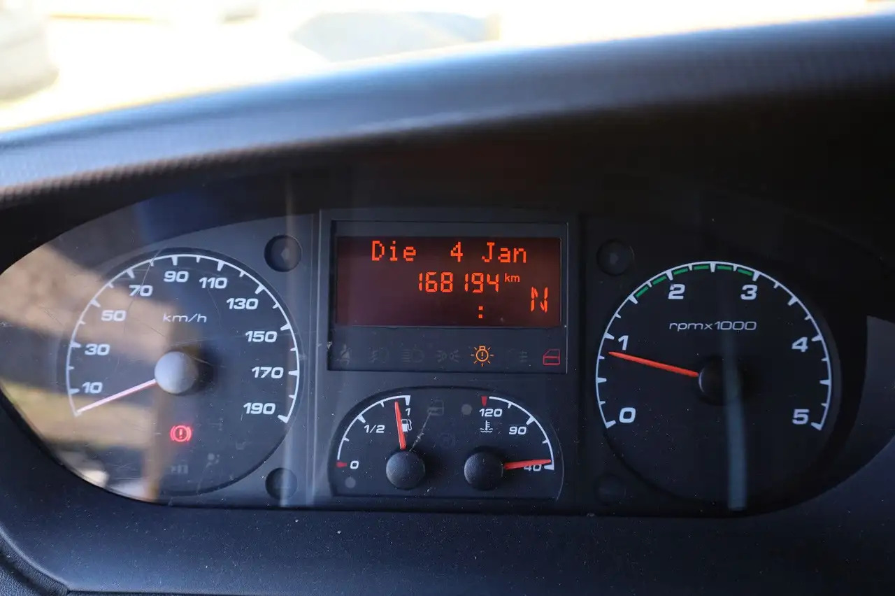 Autoutilitară box Iveco Daily/ Regalsystem/Luftfeder/KURZ/1. Hand: Foto 14 Autoutilitară box Iveco Daily/ Regalsystem/Luftfeder/KURZ/1. Hand: Foto 14