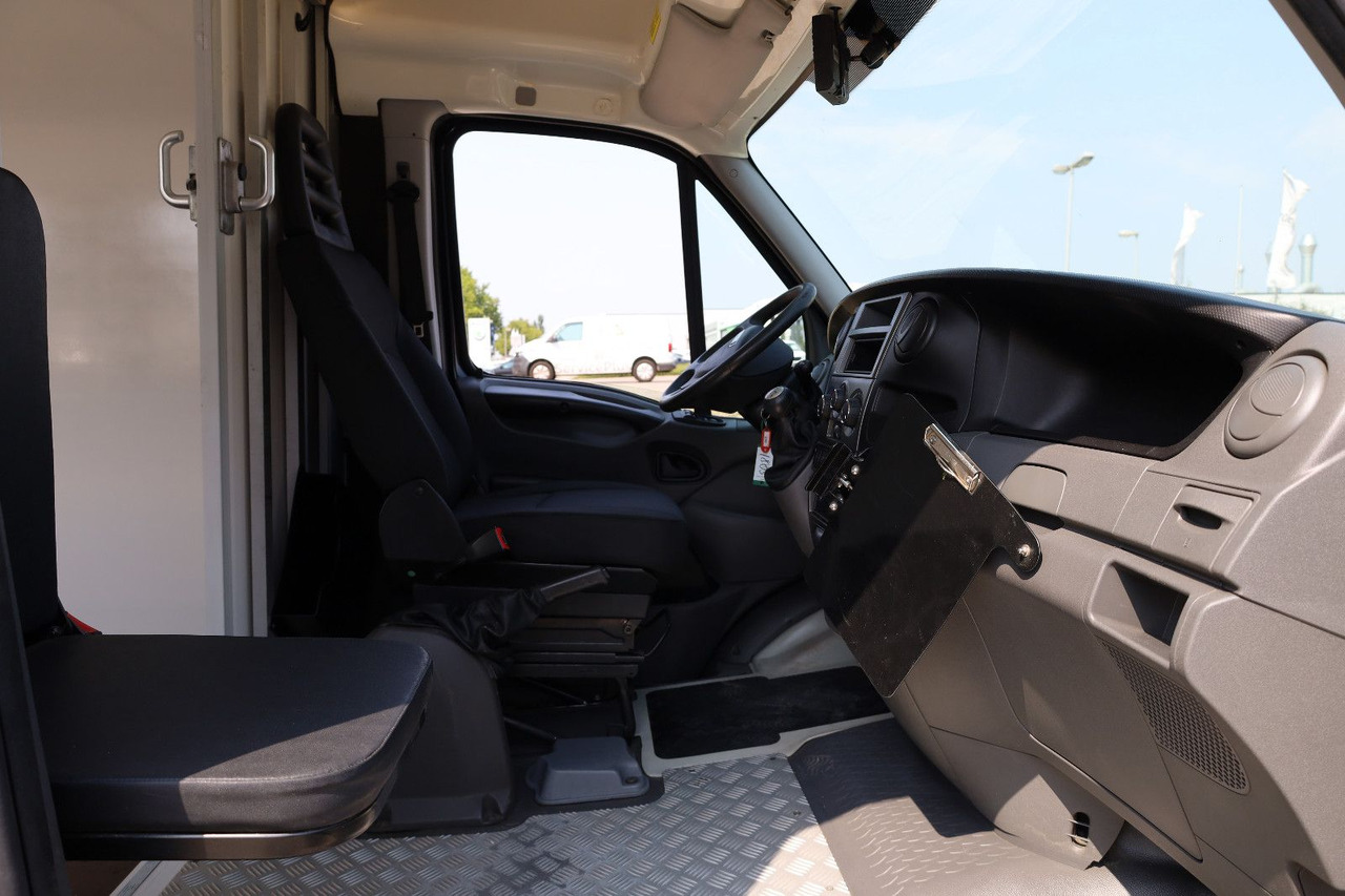 Autoutilitară box Iveco IS35SI2AA/ FOODTRUCK/Daily/EU5/1. Hand: Foto 11
