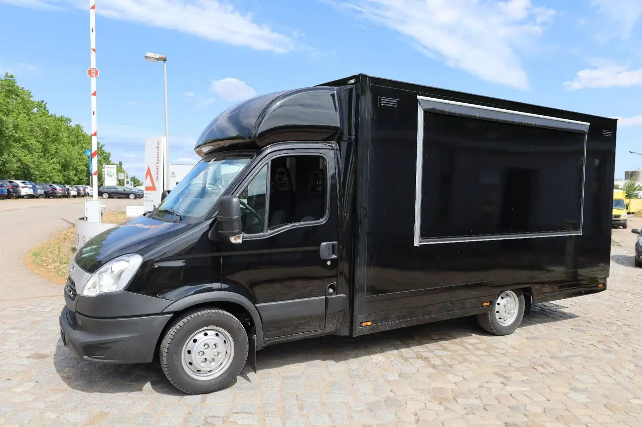 Iveco IS35SI2AA/ FOODTRUCK/Daily - Autorulota comerciala: Foto 4 Iveco IS35SI2AA/ FOODTRUCK/Daily - Autorulota comerciala: Foto 4