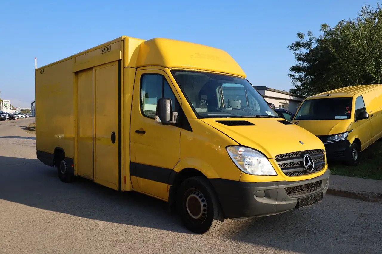 Mercedes-Benz Sprinter II Pritsche/ Koffer/Regalsystem - Autoutilitară box: Foto 2 Mercedes-Benz Sprinter II Pritsche/ Koffer/Regalsystem - Autoutilitară box: Foto 2