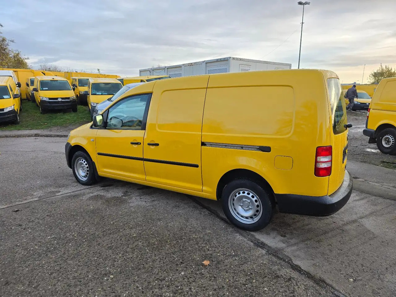 Volkswagen 2KN/Caddy/62kW/Lange Version - Dubă: Foto 3 Volkswagen 2KN/Caddy/62kW/Lange Version - Dubă: Foto 3