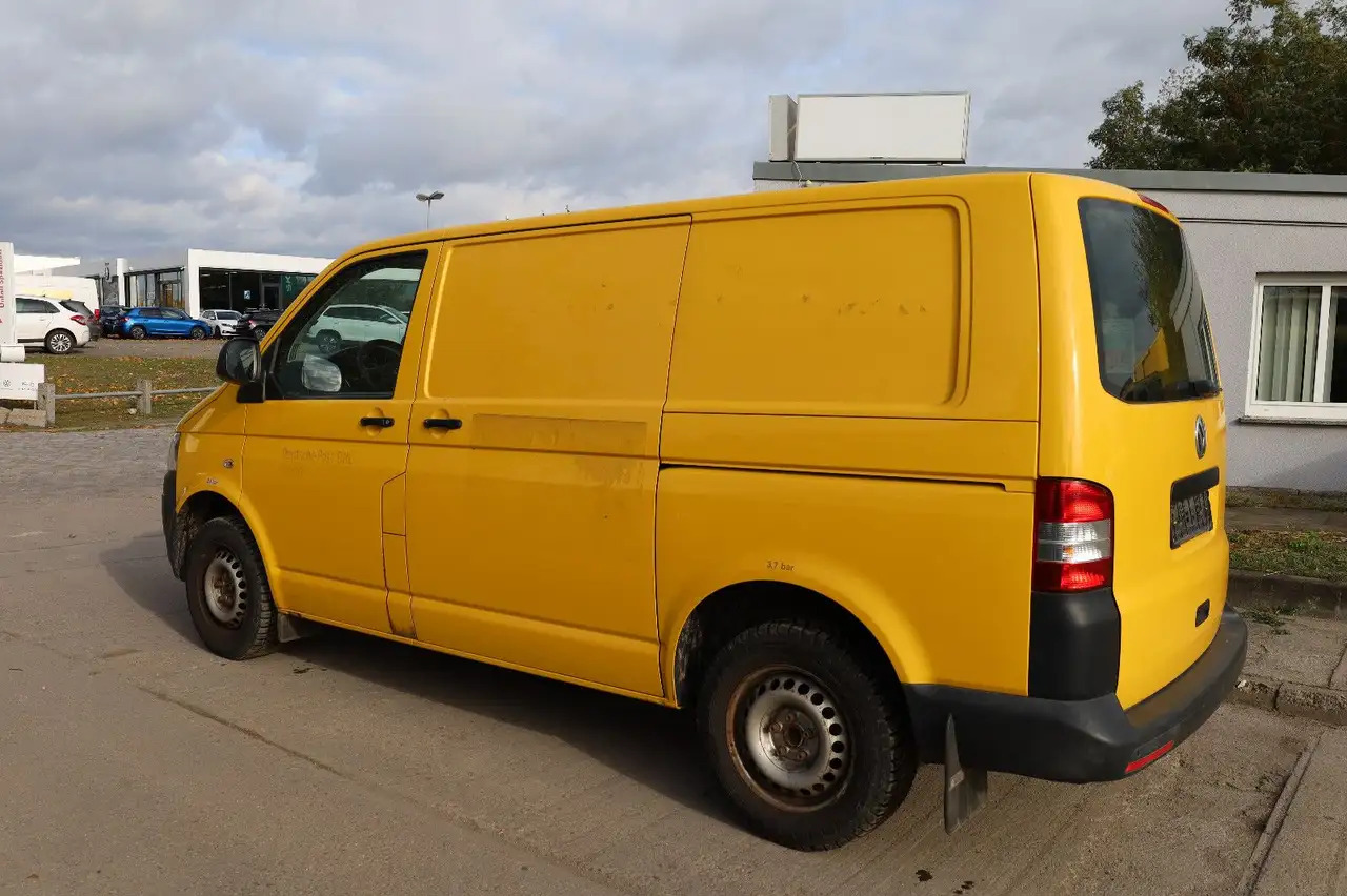 Volkswagen T5 Transporter/ 2.0 TDI/EU5/1.Hand - Dubă: Foto 5 Volkswagen T5 Transporter/ 2.0 TDI/EU5/1.Hand - Dubă: Foto 5