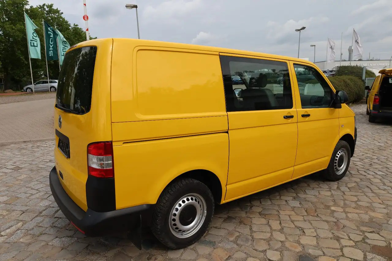 Volkswagen T5 Transporter Kasten-Kombi 2.0 TDI/EU5/5-Sitze - Automobil: Foto 5 Volkswagen T5 Transporter Kasten-Kombi 2.0 TDI/EU5/5-Sitze - Automobil: Foto 5