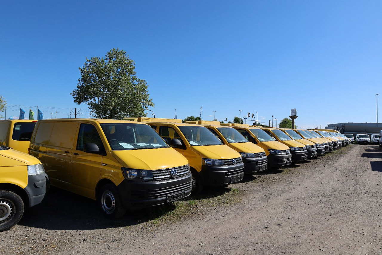 Volkswagen T5 Transporter Kasten-Kombi 2.0 TDI/EU5/5-Sitze - Transport persoane: Foto 2 Volkswagen T5 Transporter Kasten-Kombi 2.0 TDI/EU5/5-Sitze - Transport persoane: Foto 2